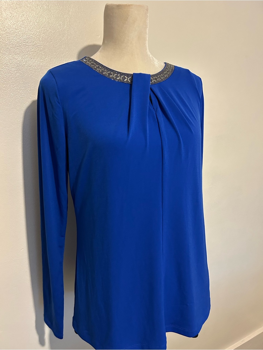Liz Claiborne Royal Blue Long Sleeve Top size M